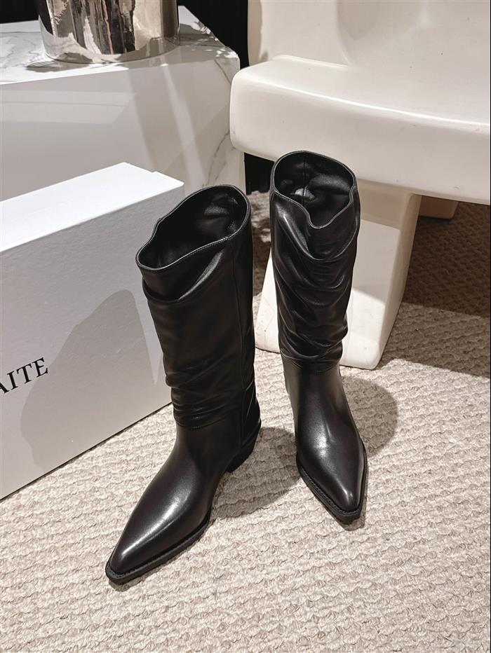 2025112817447396 460